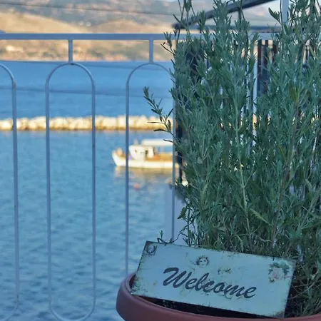 La Maison Bleue * Lixouri